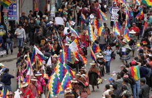 BOLIVIA: INDIOS IN CAPITALE DOPO MARCIA PROTESTA 610 KM