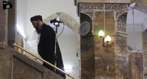 Iraq: al Baghdadi appare in immagini in moschea Mossul ++