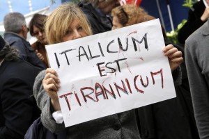 Italicum: sit-in in piazza Montecitorio contro la legge