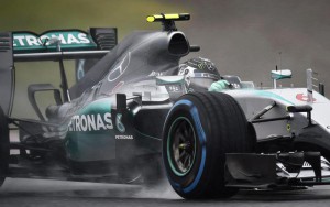 German Formula One driver Nico Rosberg of Mercedes AMG GP in action during the second practice session of the Japanese Formula One Grand Prix at the Suzuka Circuit in Suzuka, central Japan, 25 September 2015. The Japanese Formula One Grand Prix will be held on 27 September 2015.  EPA/FRANCK ROBICHON