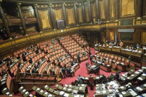 Un momento nell'aula del Senato durante la discussione generale sulla Legge di Stabilita', Roma, 19 Novembre 2015. ANSA/GIUSEPPE LAMI