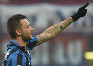 Inter Milan's midfielder Marcelo Brozovic celebrates after scoring 2-0 during the round of sixteen Italy Cup soccer match between  Inter Milan and Cagliari at the Giuseppe Meazza stadium in Milan, Italy, 15 December 2015. ANSA/DANIEL DAL ZENNARO