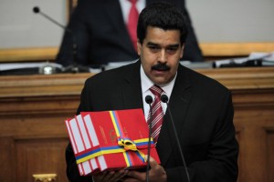 Asamblea Nacional posterga memoria y cuenta de Maduro