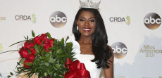 Nia Imani Franklin, 25 anni, afroamericana, è la nuova Miss America