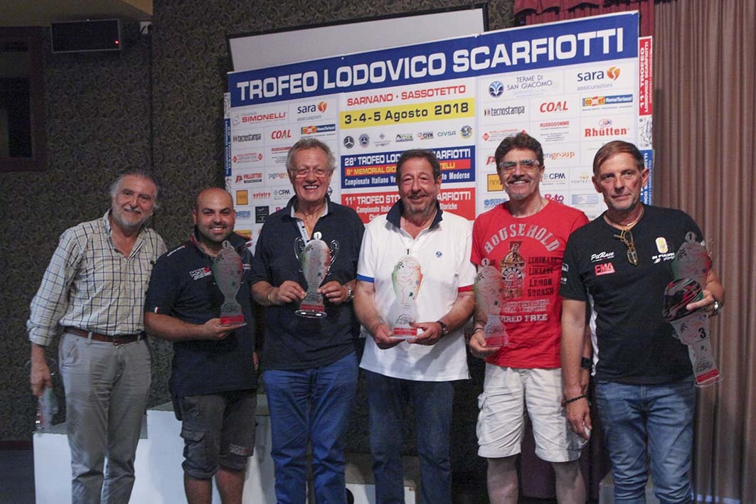Foto ricordo del Trofeo Scarfiotti