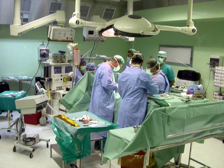 Sala operatoria di un ospedale.