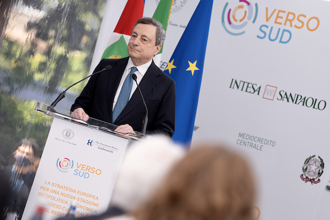 Il Presidente del Consiglio, Mario Draghi, interviene all'apertura dei lavori del Forum ‘Verso Sud: la strategia europea per una nuova stagione geopolitica, economica e socio-culturale del Mediterraneo