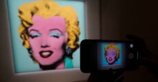 Il quadro di Marilyn Monroe di Andy Wharol andato all'asta da Christie's per 200 milioni di dollari.