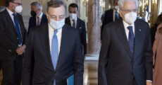 Il Presidente Sergio Mattarella con Mario Draghi, Presidente del Consiglio dei Ministri, in occasione dell'incontro in vista del Consiglio Europeo