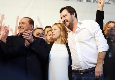 In una foto d'archivio Silvio Berlusconi, Giorgia Meloni e Matteo Salvini.