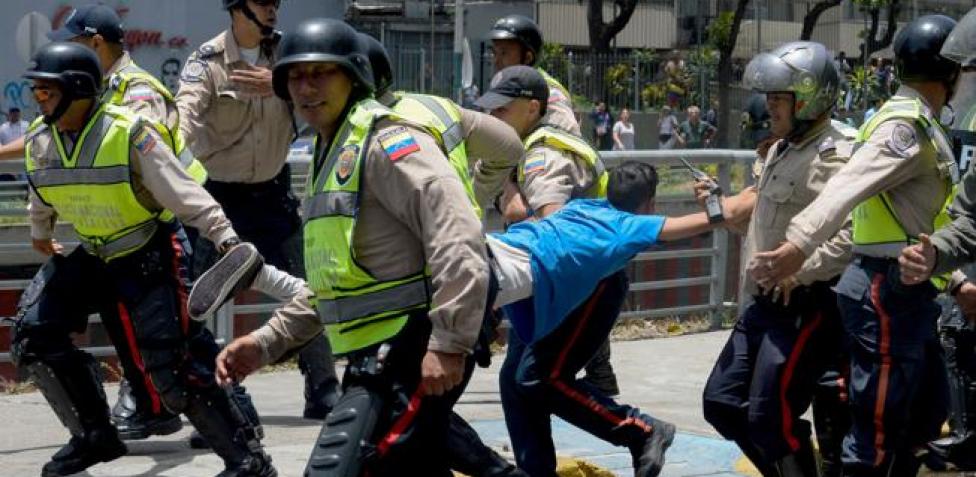 Analizando Venezuela – La política, pragmática y cínica, entre el petróleo y los derechos humanos