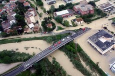 Il fiume Misa esondato nelle zona di Senigallia. (Ufficio stampa Regione Marche)